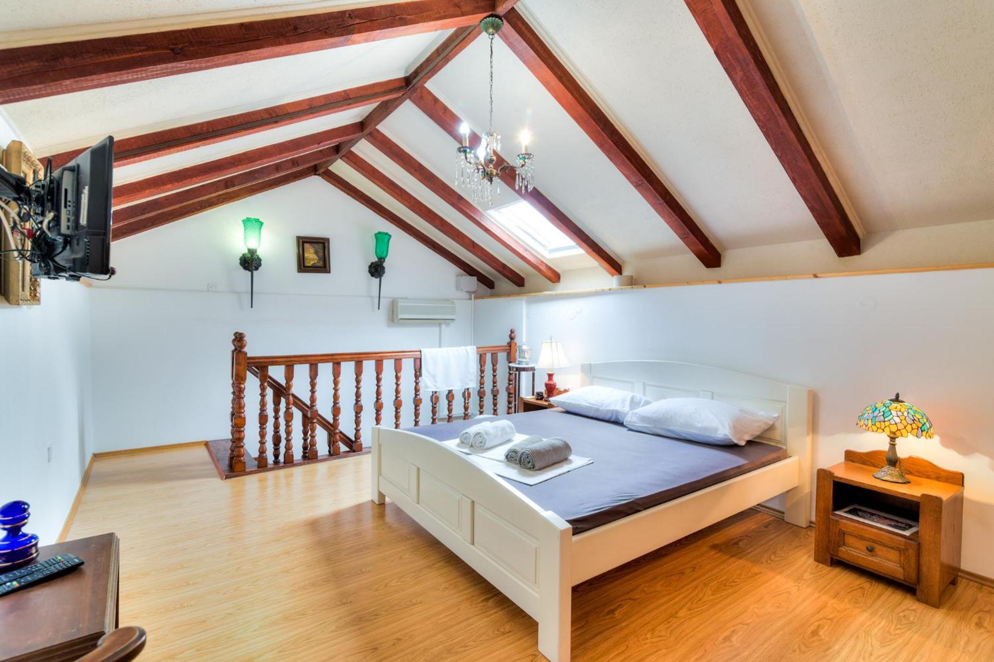 Apartments Princess Сень Экстерьер фото