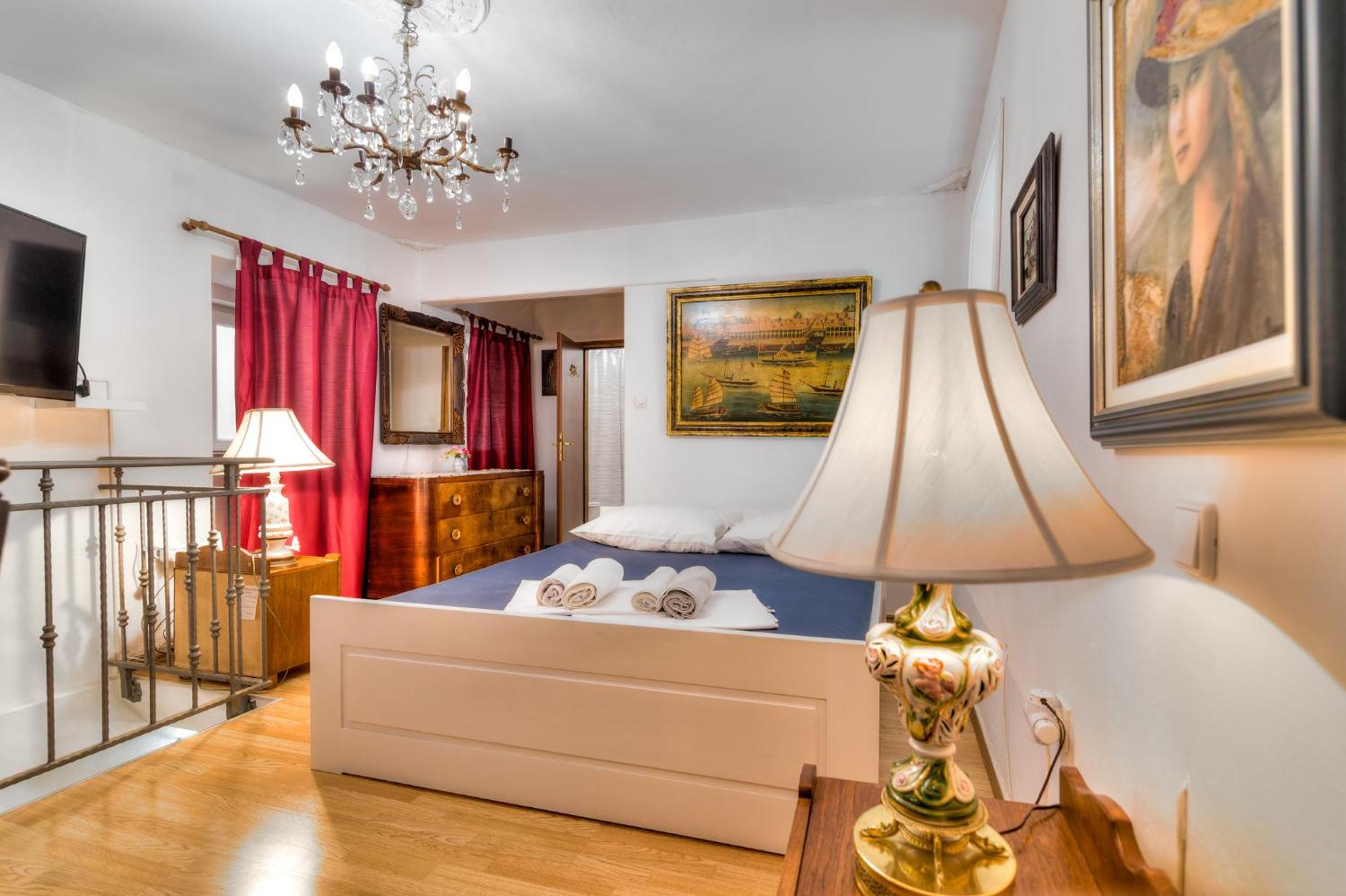 Apartments Princess Сень Экстерьер фото