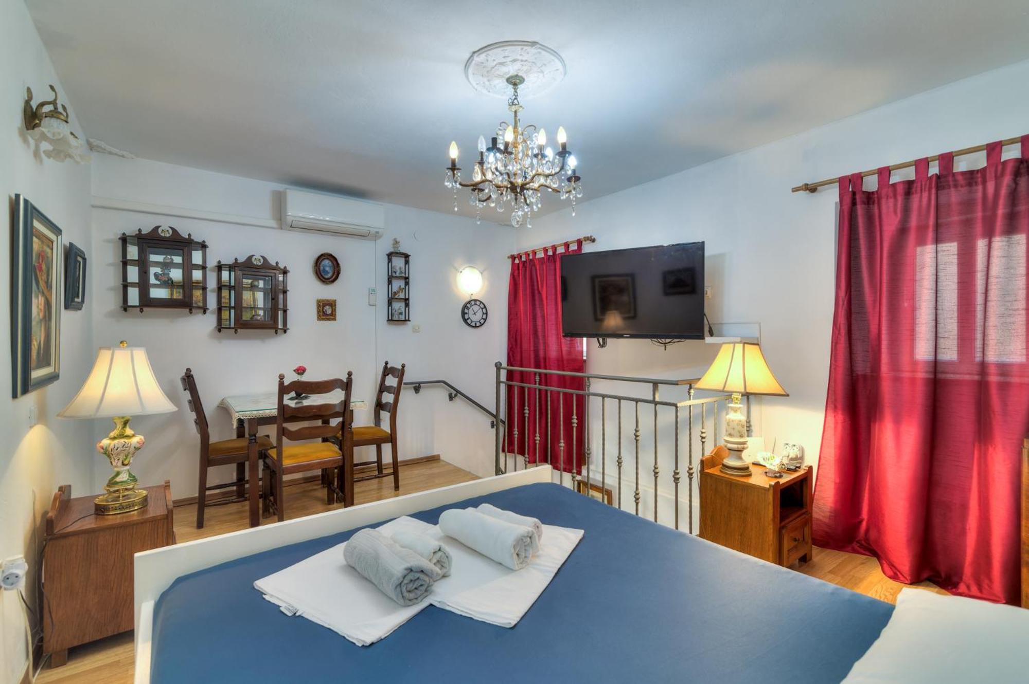 Apartments Princess Сень Экстерьер фото